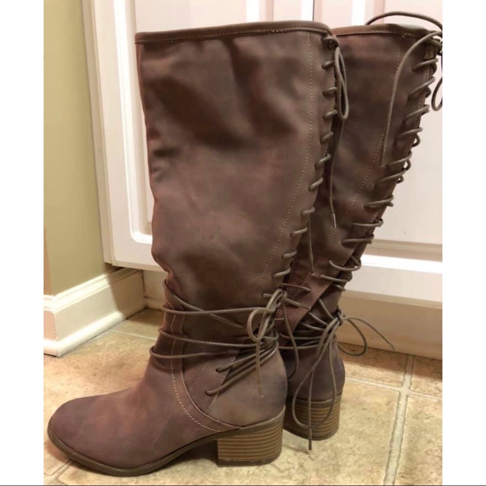 Lace Up Fall Riding Boots